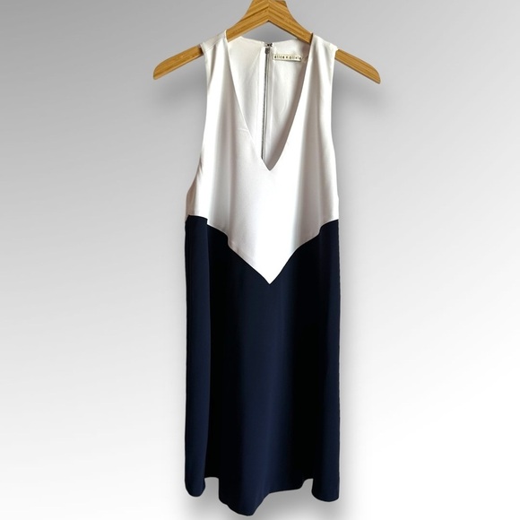 Alice + Olivia Maya Colorblock Racerback Dress Navy/White Tank Dress Size S/P - Picture 2 of 9